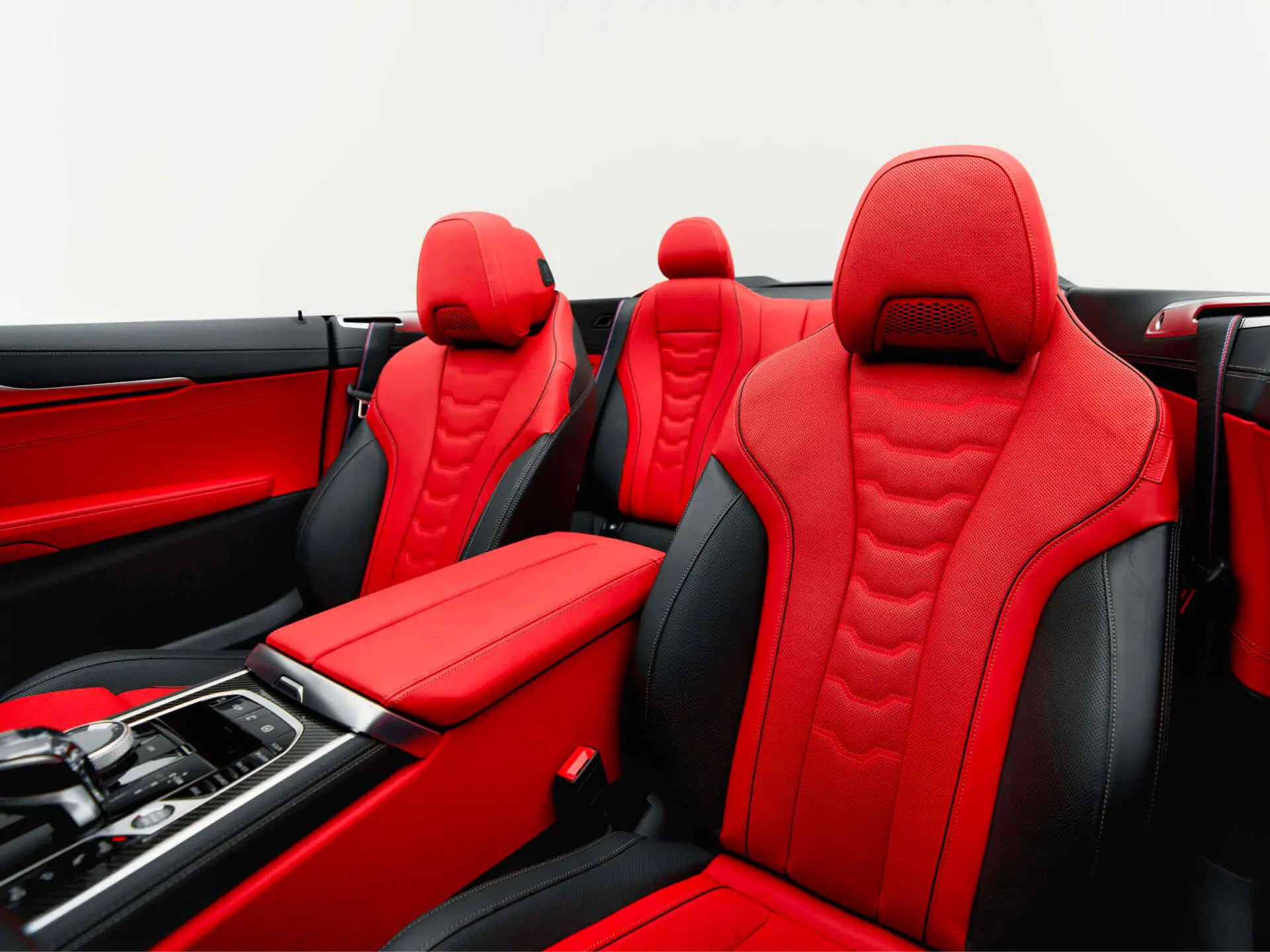 Rent BMW M840i in Dubai