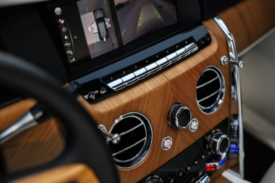 Rent Rolls Royce Cullinan Violet in Dubai