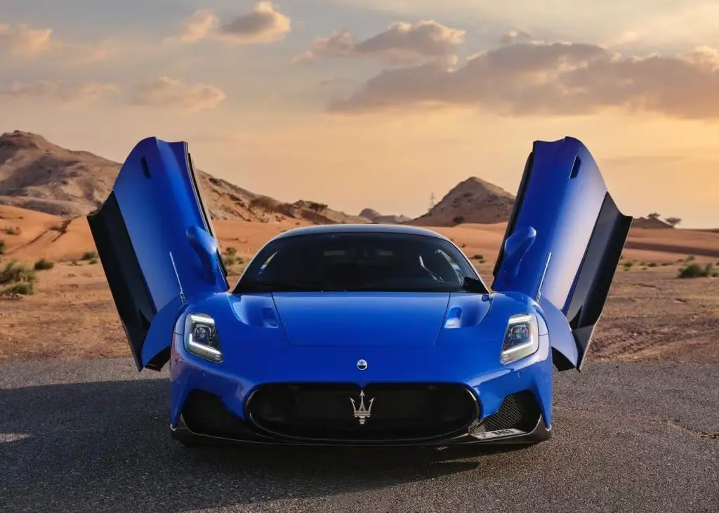 Maserati MC20 Rental Dubai