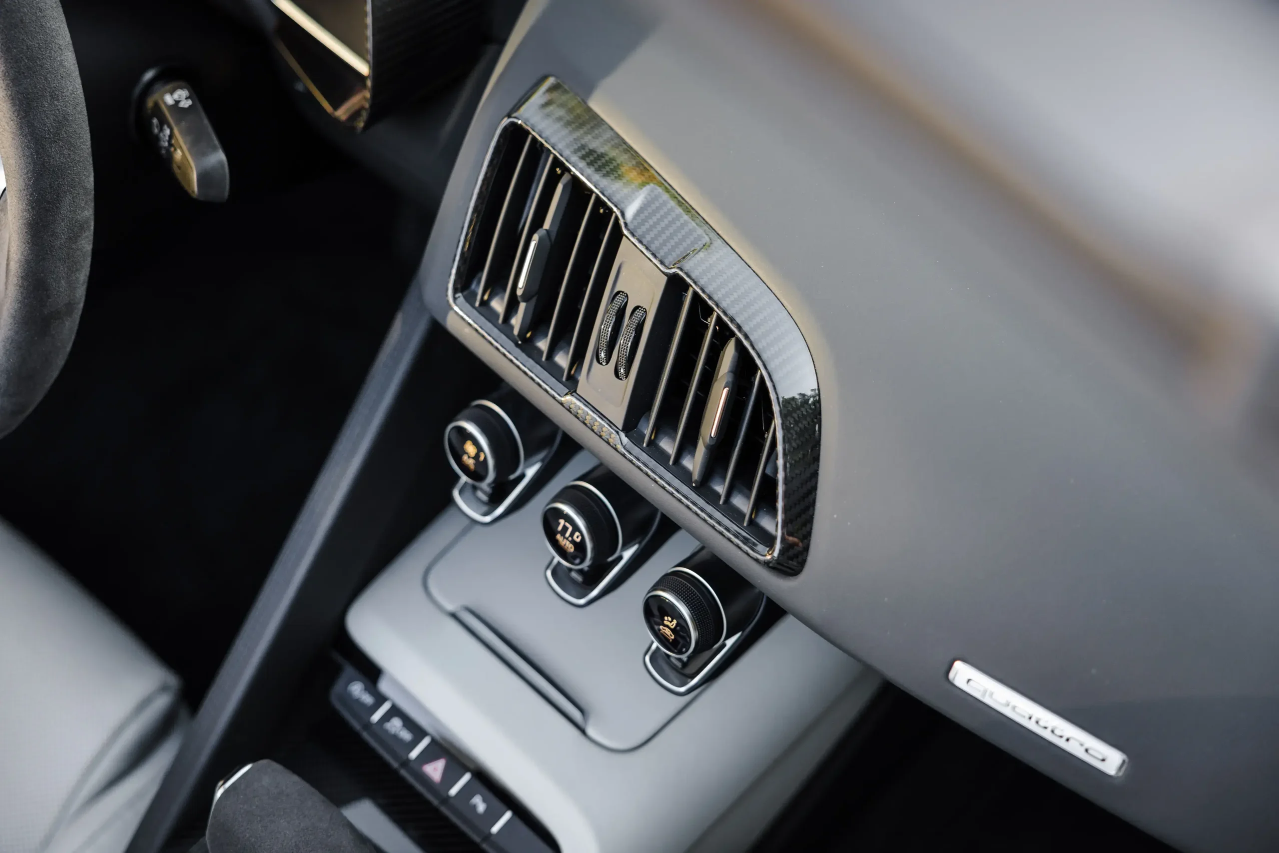 Rent Audi R8 In Dubai