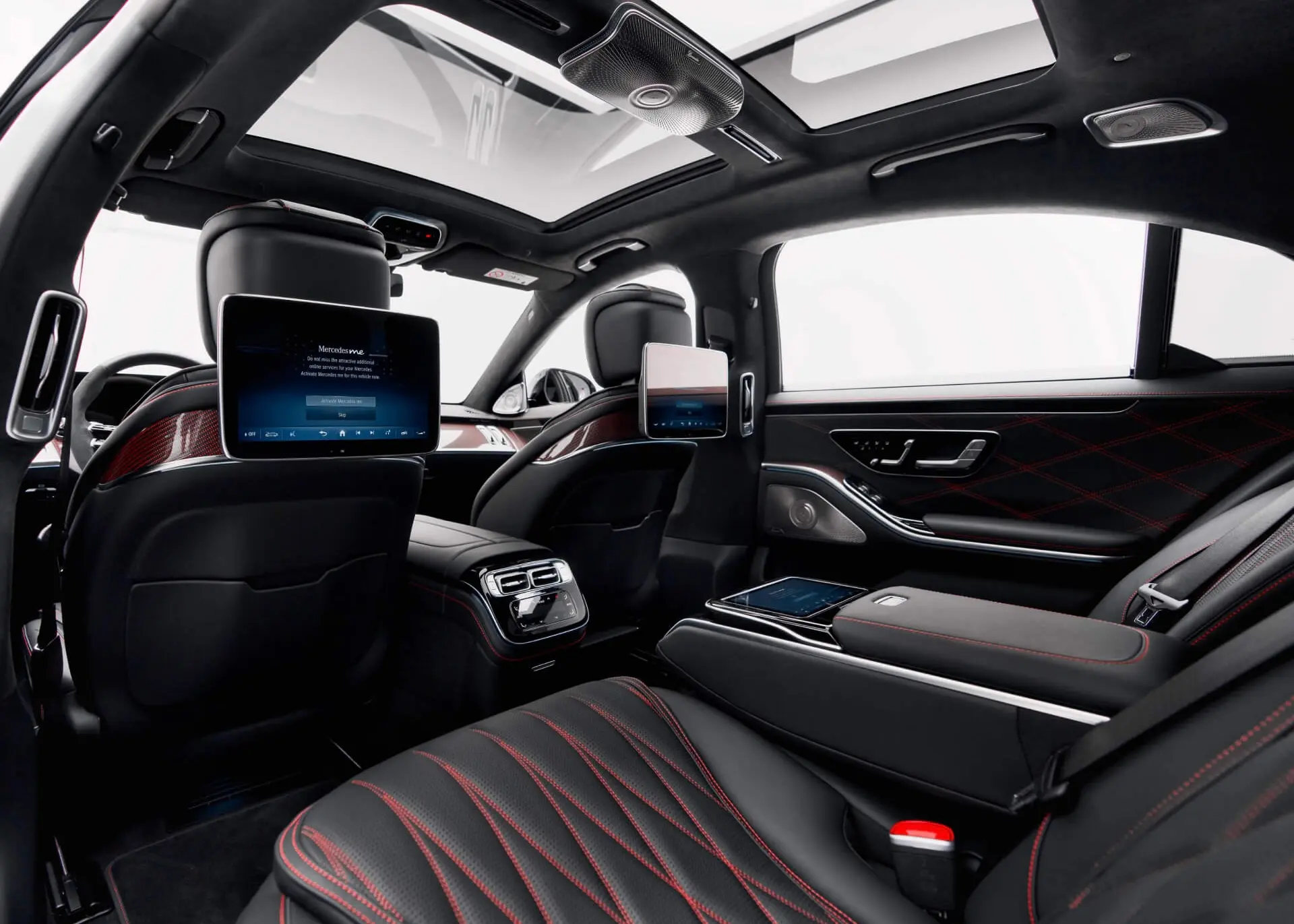 Rent Mercedes AMG S63 In Dubai
