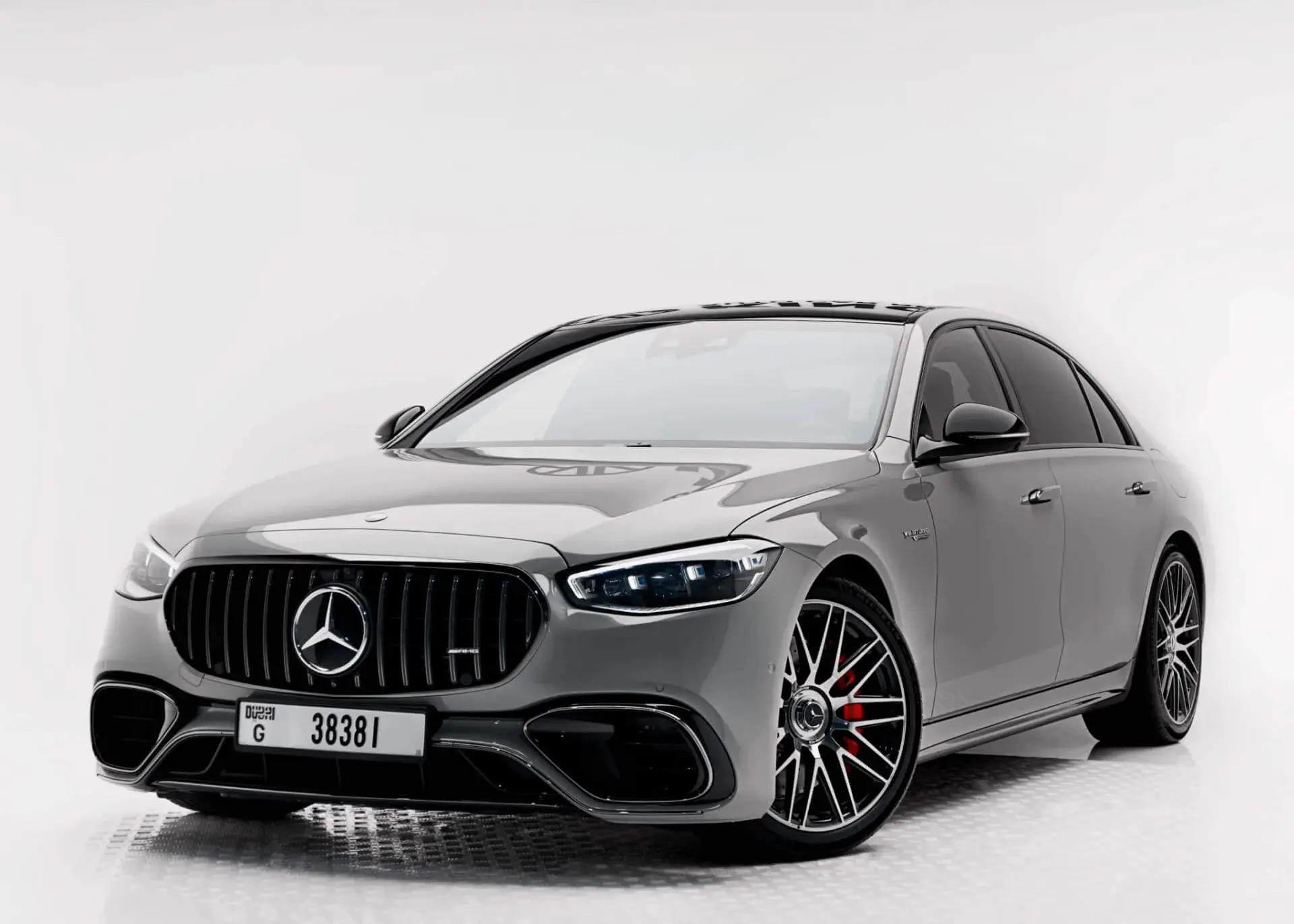 Rent Mercedes AMG S63 In Dubai