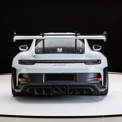 Rent Porsche 911 GT3 RS in Dubai