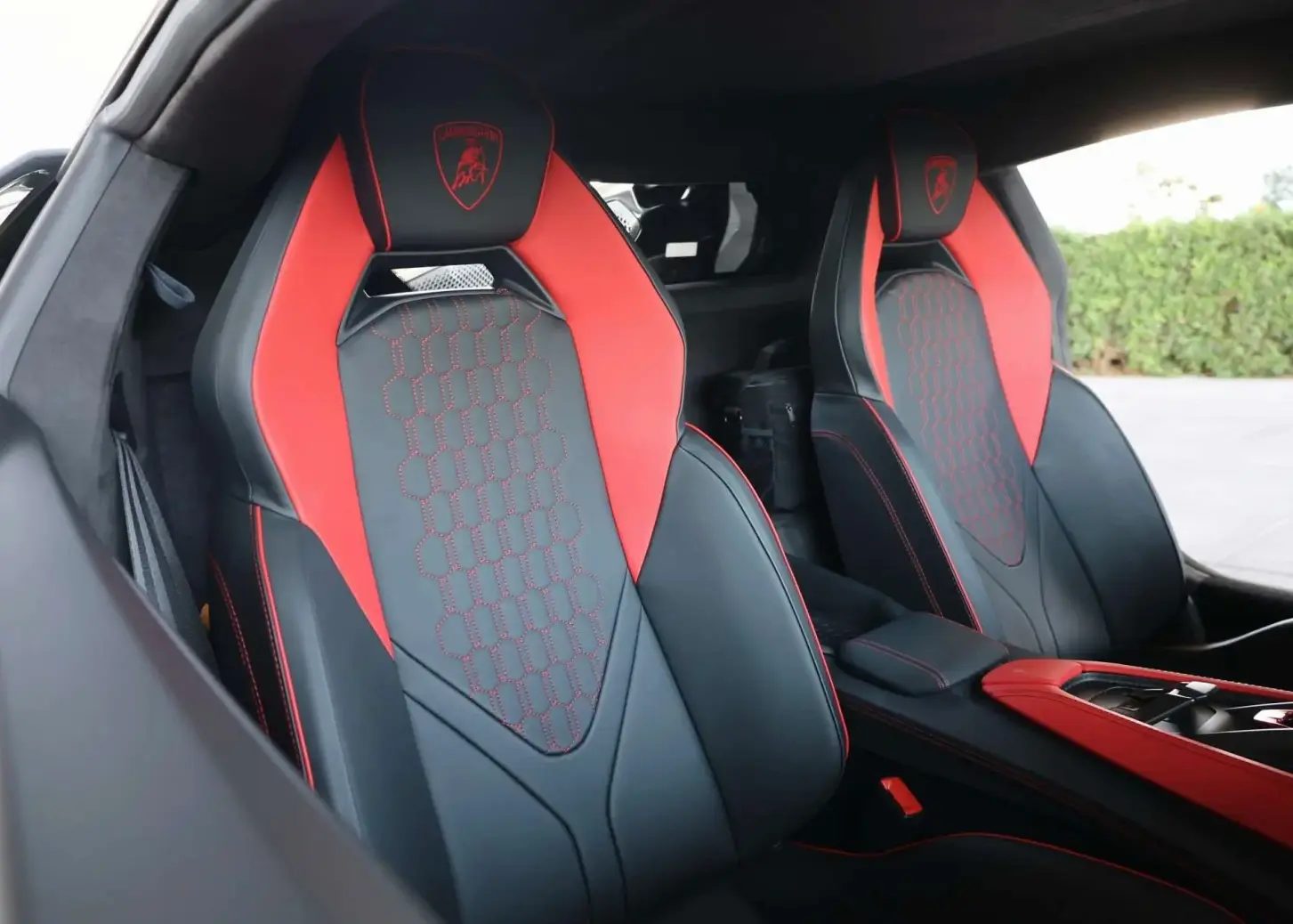 Rent Lamborghini Revuelto in Dubai