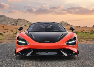 Rent McLaren 765LT in Dubai