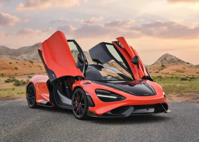 Rent McLaren 765LT in Dubai