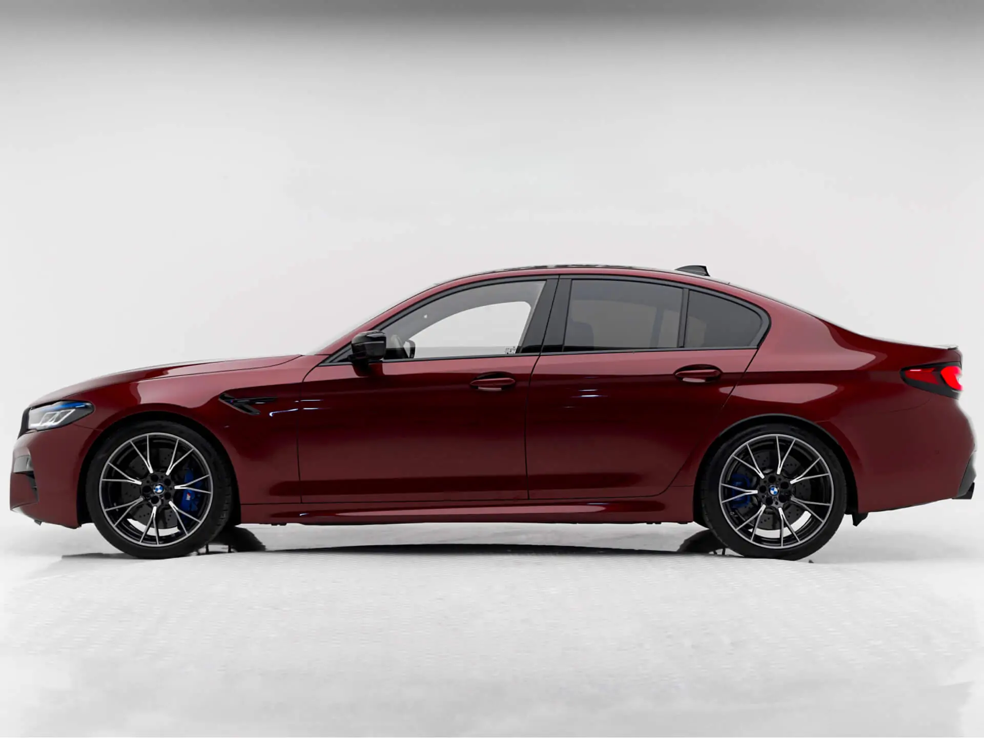 Rent BMW M5 Competition In Dubai