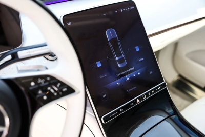 Rent Mercedes Maybach S680 Haute Voiture in Dubai