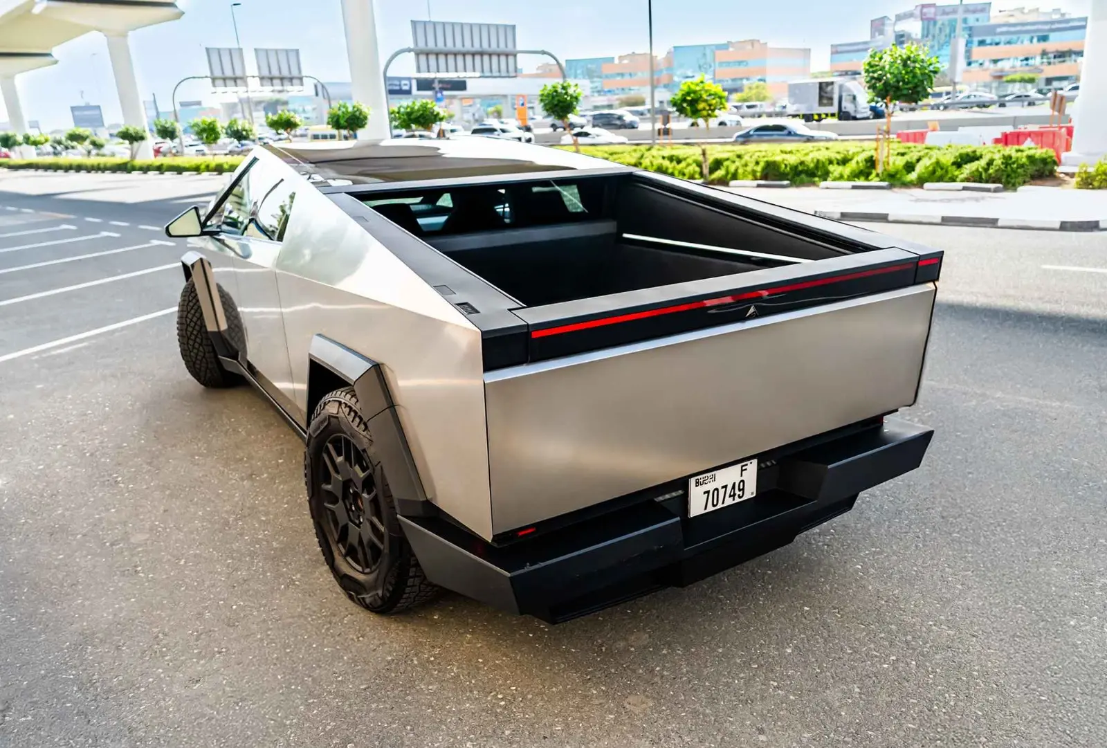 Rent Tesla Cybertruck In Dubai