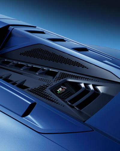 Rent Lamborghini Temerario In Dubai