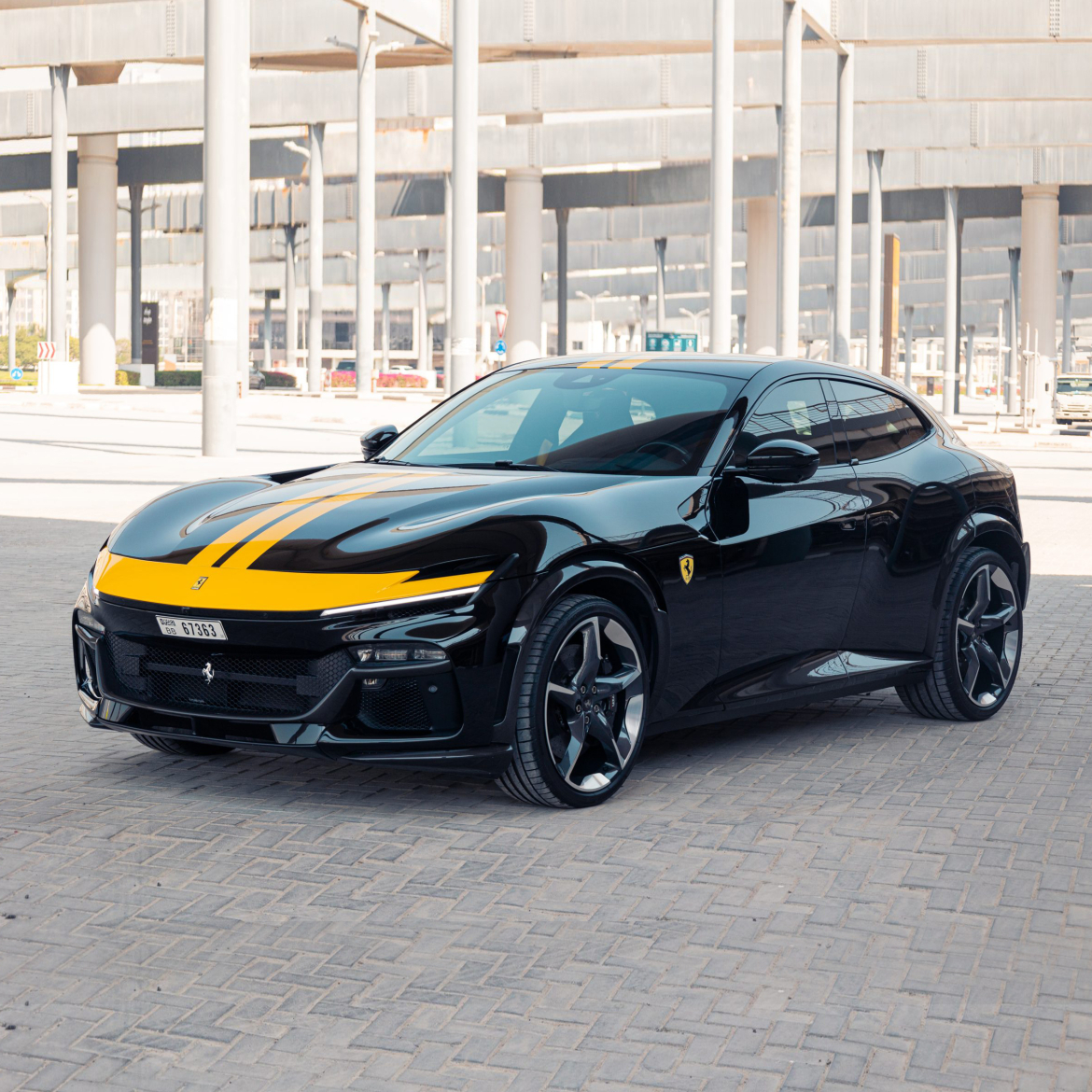 Ferrari Purosangue Black