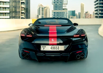 Rent Ferrari Roma Spider in Dubai