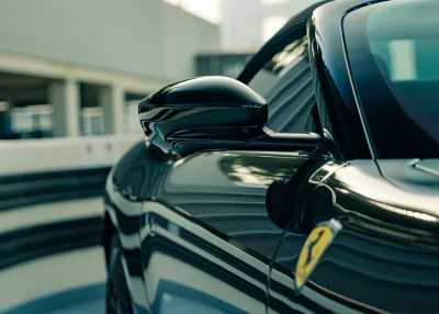 Rent Ferrari Roma Spider in Dubai
