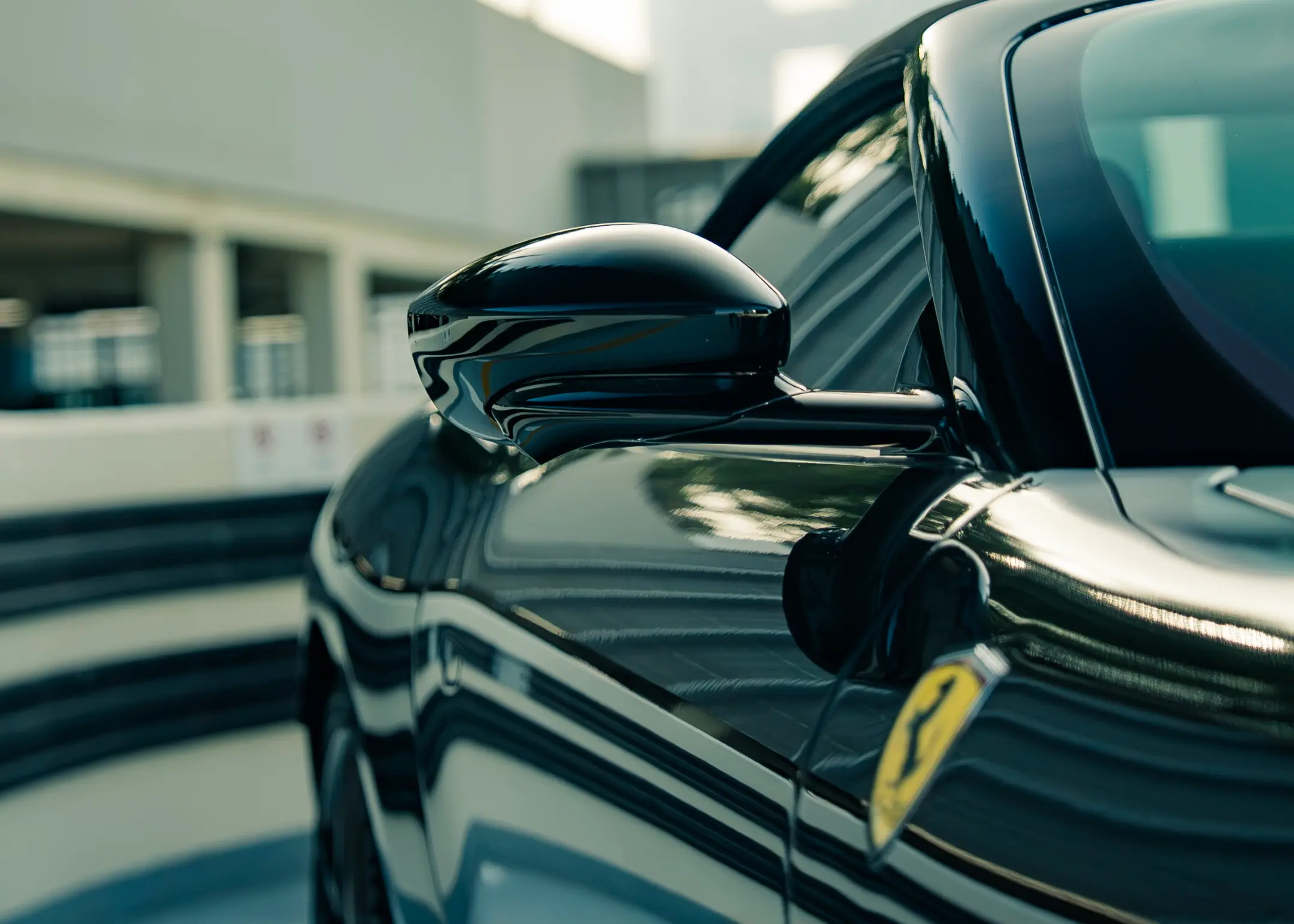 Rent Ferrari Roma Spider in Dubai