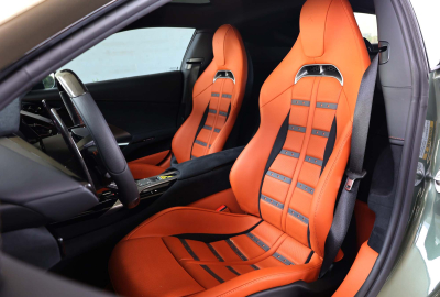 Rent Ferrari 12Cilindri in Dubai
