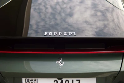 Rent Ferrari 12Cilindri in Dubai