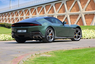 Rent Ferrari 12Cilindri in Dubai