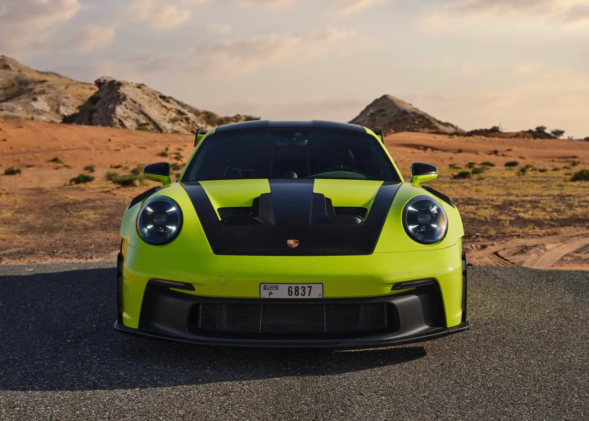 Hire Porsche GT3 RS in Dubai