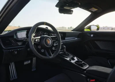 Hire Porsche GT3 RS in Dubai