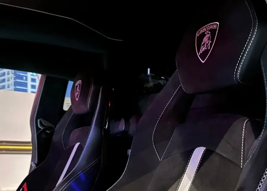 Lamborghini Aventador SVJ Rental Dubai