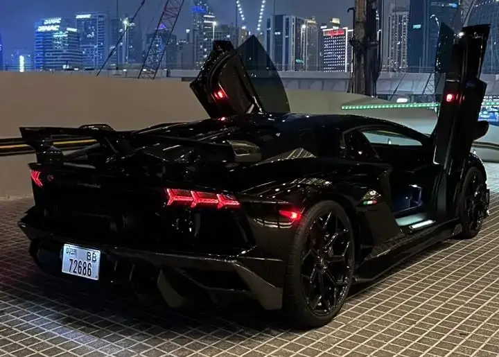 Black Lamborghini Aventador SVJ coupé available for rent in Dubai