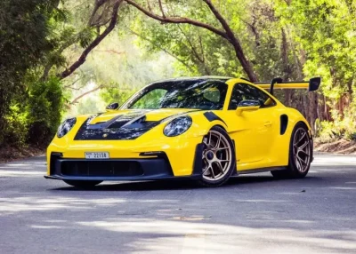 Porsche 911 GT3 RS Rental Dubai