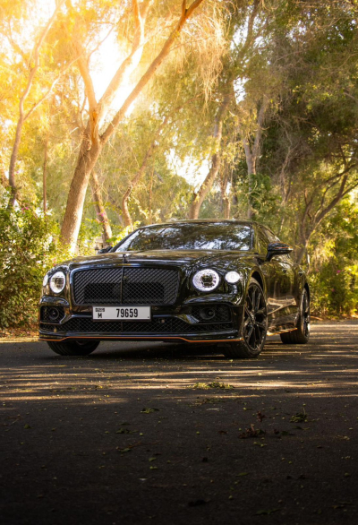 Rent Bentley Flying Spur in Dubai