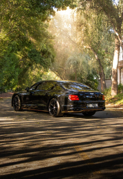 Rent Bentley Flying Spur in Dubai