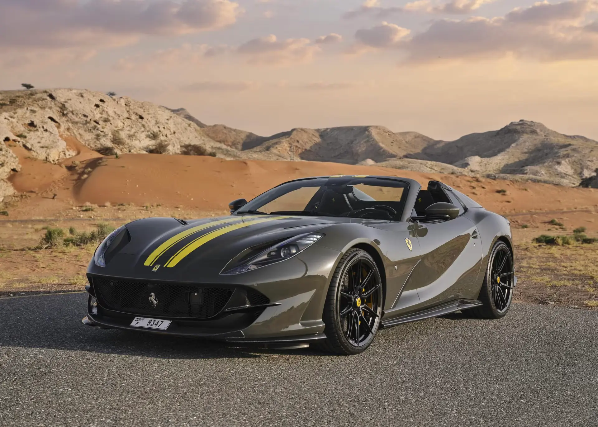 Rent Ferrari 812 GTS Novitec in Dubai