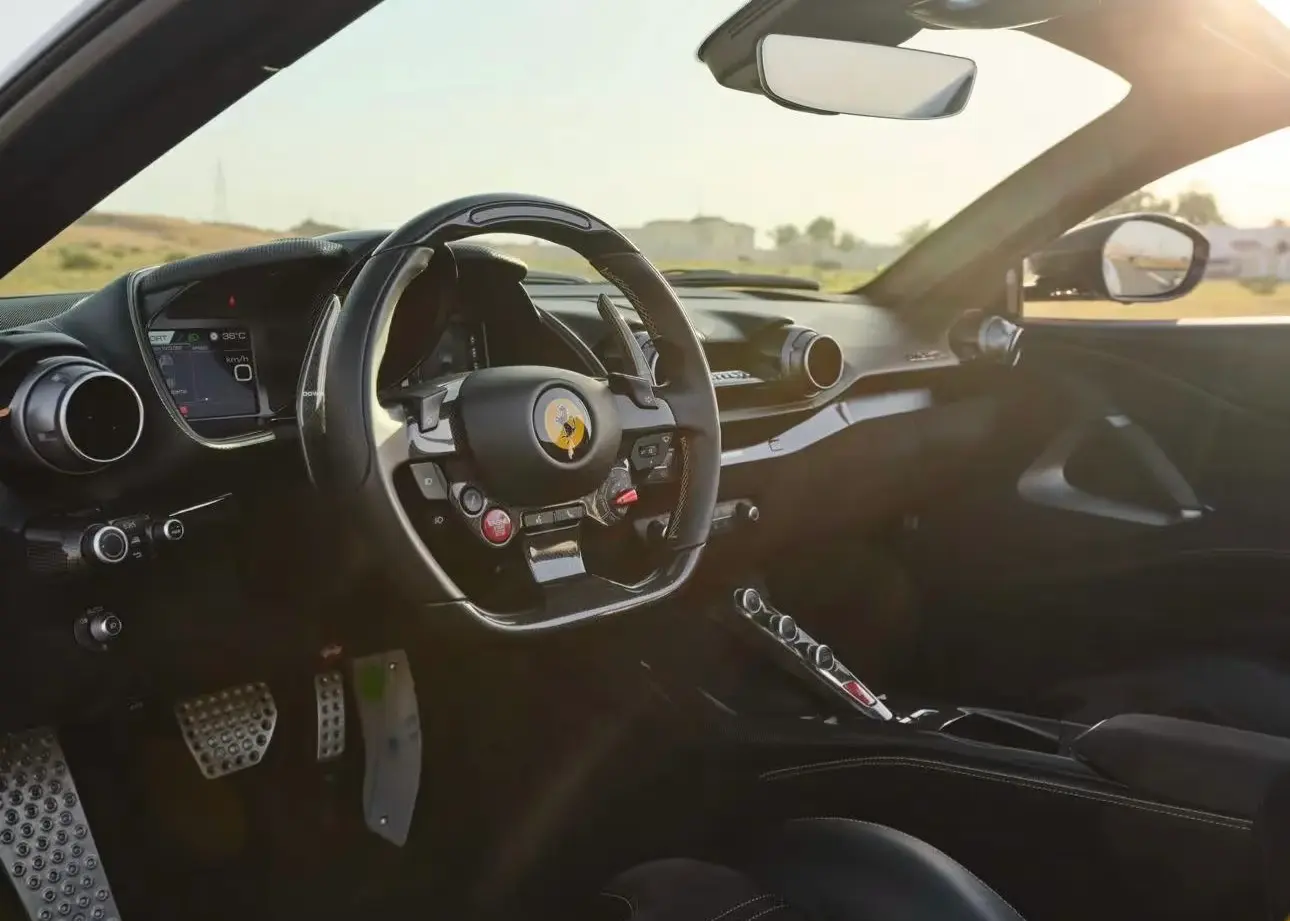 Rent Ferrari 812 GTS Novitec in Dubai