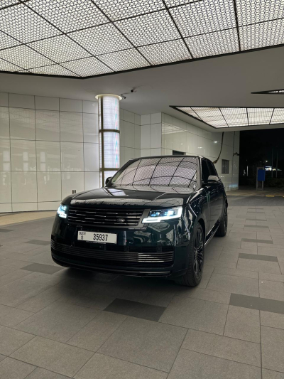 Rent Range Rover Vogue SV in Dubai