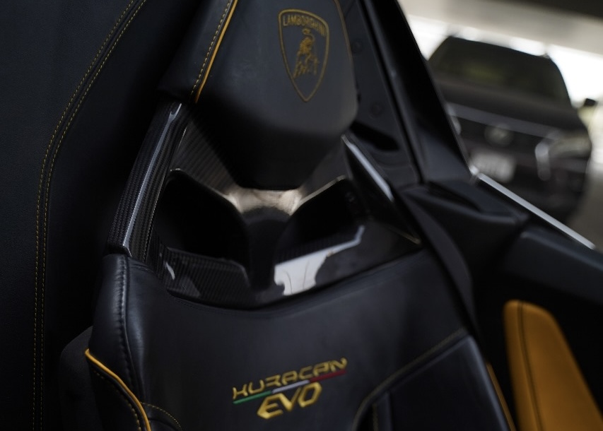 Rent a White Lamborghini Huracan Evo Spyder in Dubai
