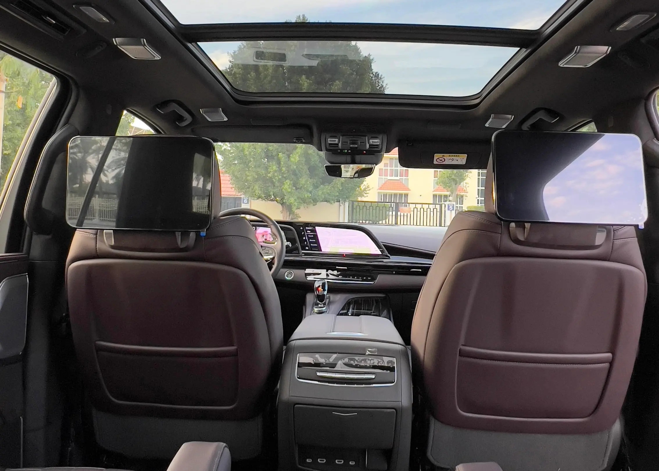 Cadillac Escalade V Rental Dubai