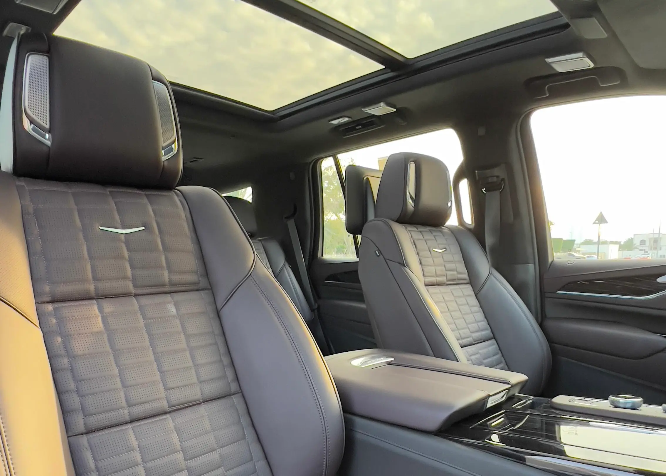 Cadillac Escalade V Rental Dubai