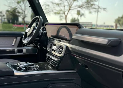 Rent Mercedes G63 AMG Green in Dubai