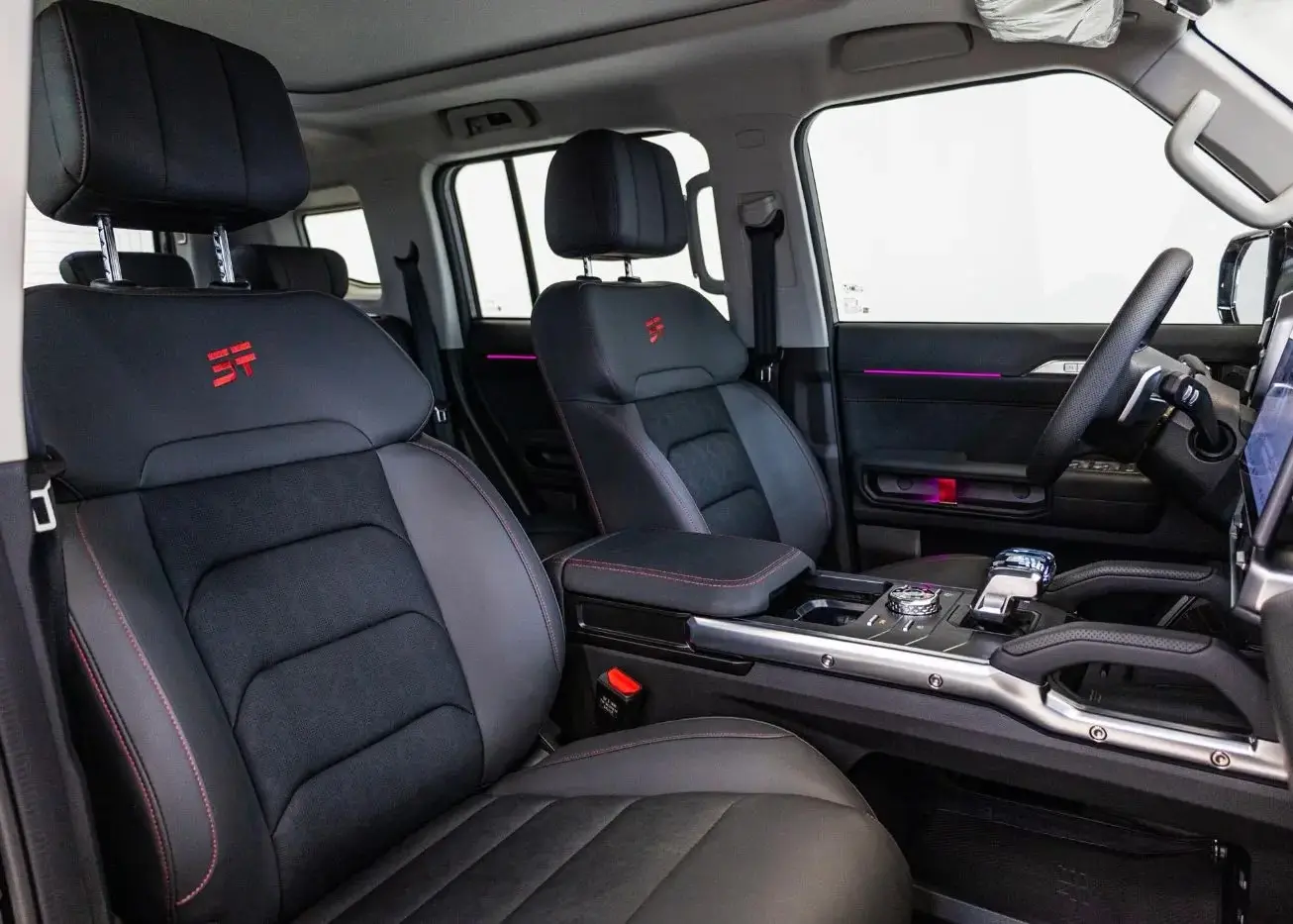 Rent Jetour T2 in Dubai