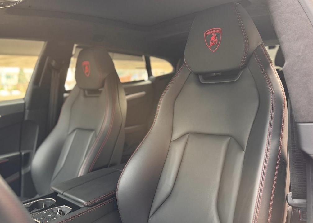 Rent Lamborghini Urus Red in Dubai