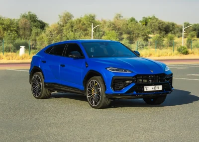 Lamborghini Urus SE For Rent in Dubai