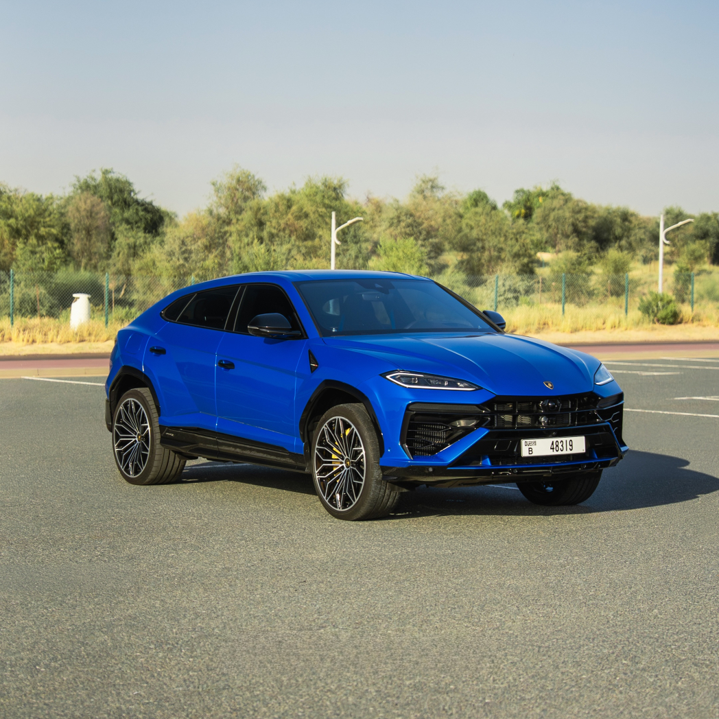 Lamborghini Urus SE For Rent in Dubai