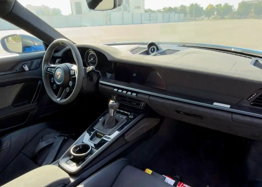 Porsche GT3 RS For Rent in Dubai