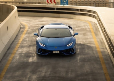 Rent Lamborghini Huracan Evo in Dubai