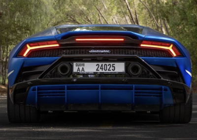 Rent Lamborghini Huracan Evo in Dubai