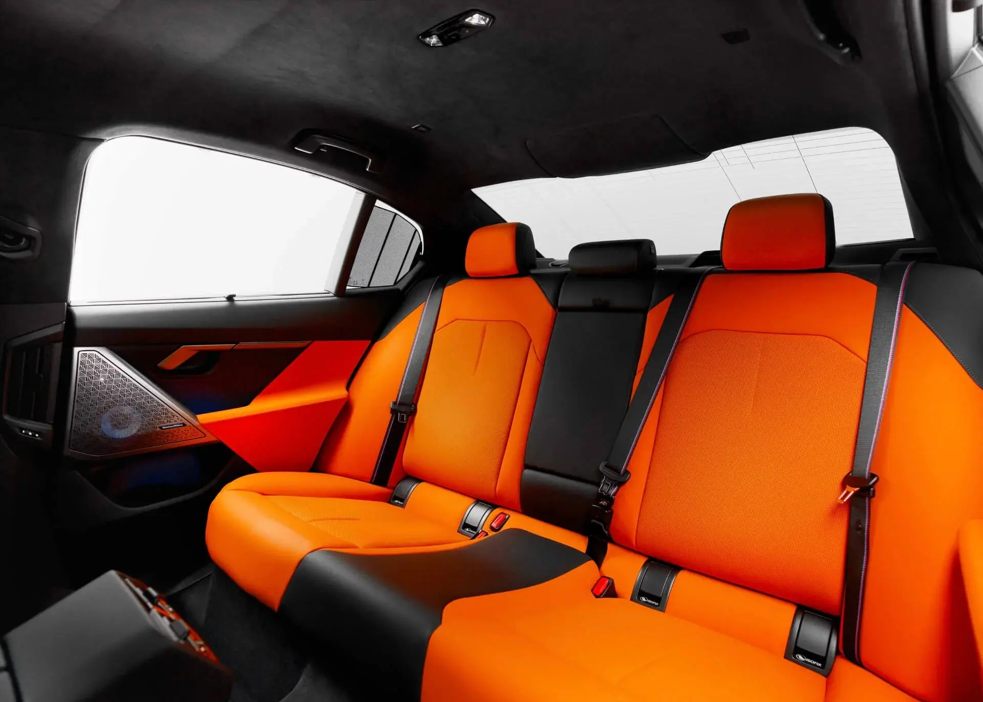 Rent BMW M5 G90 In Dubai