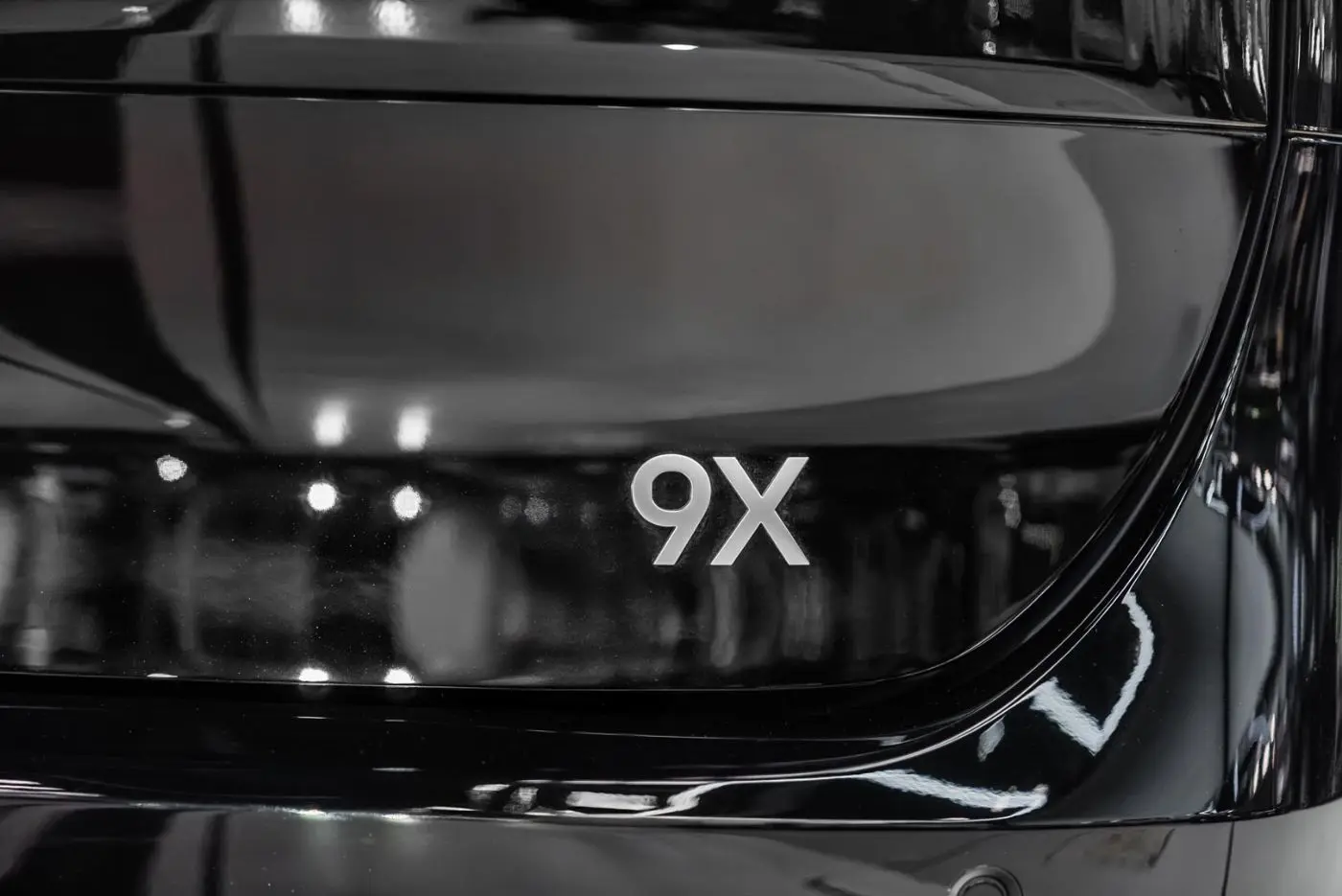 Rent Zeekr 9X Max in Dubai