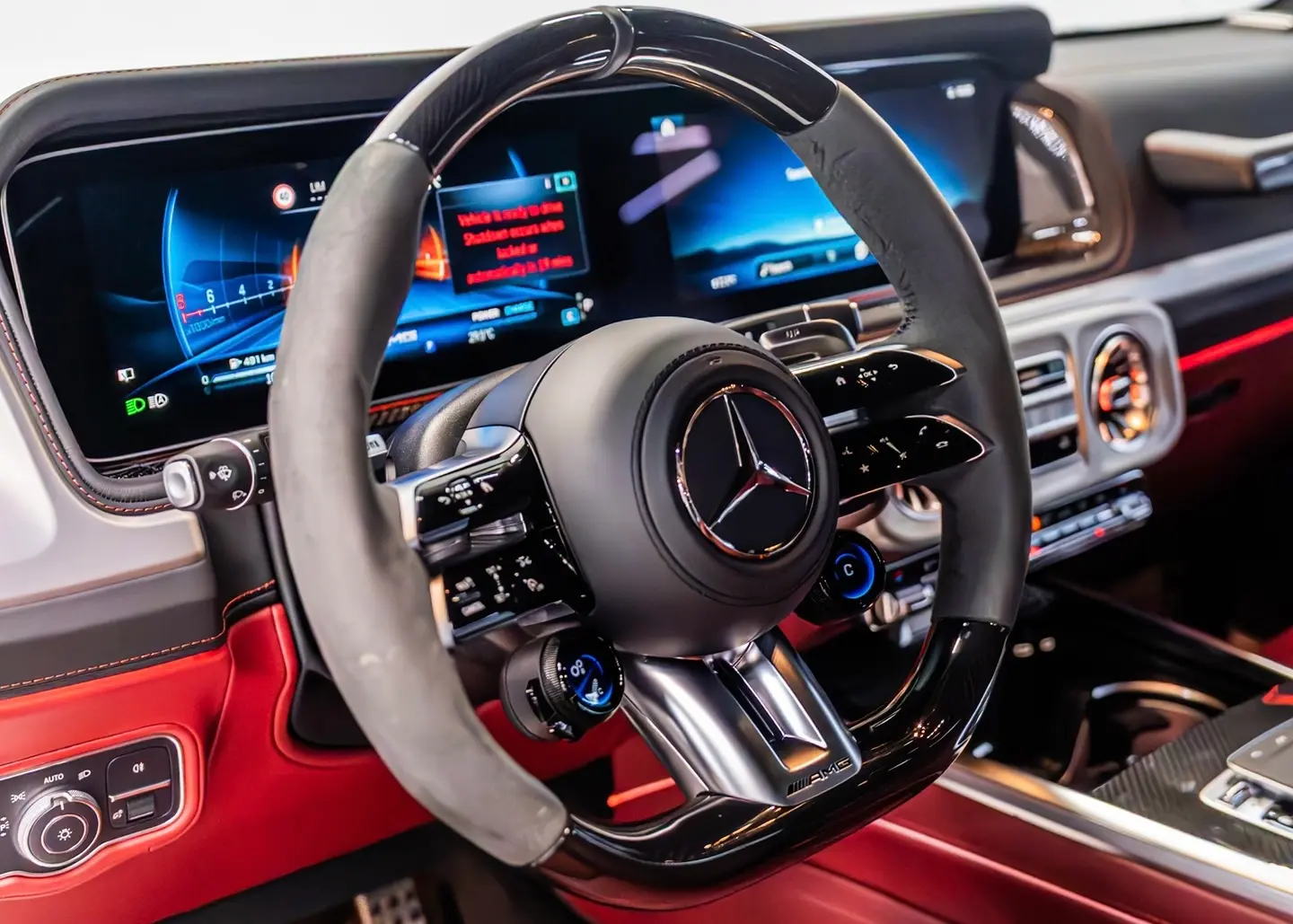 White Mercedes G Wagon Rental Dubai