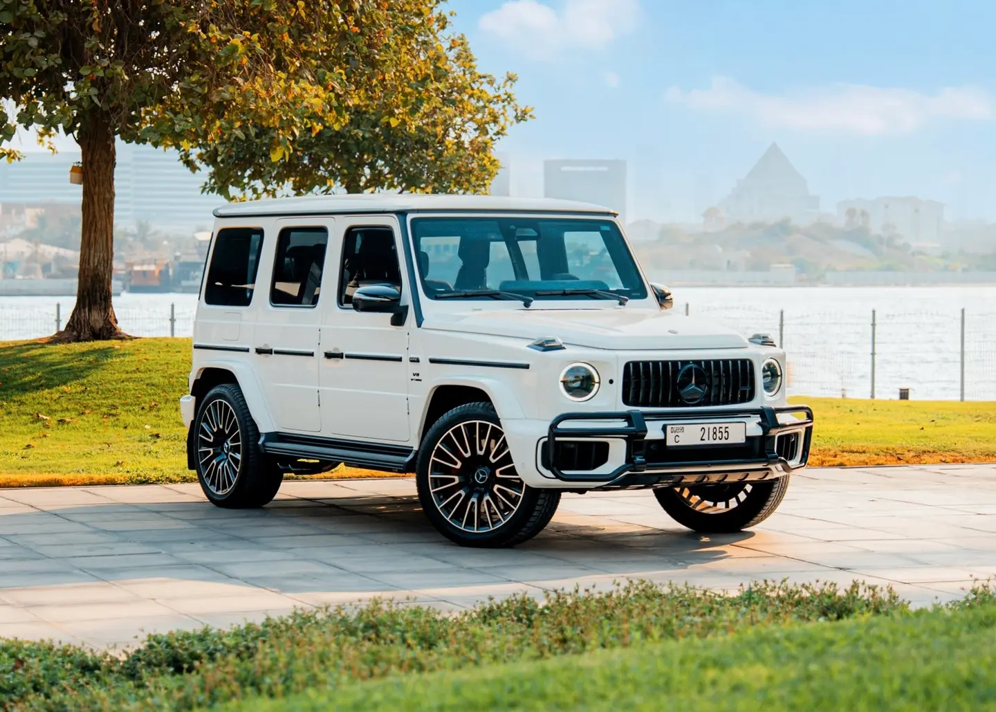 White Mercedes G Wagon Rental Dubai