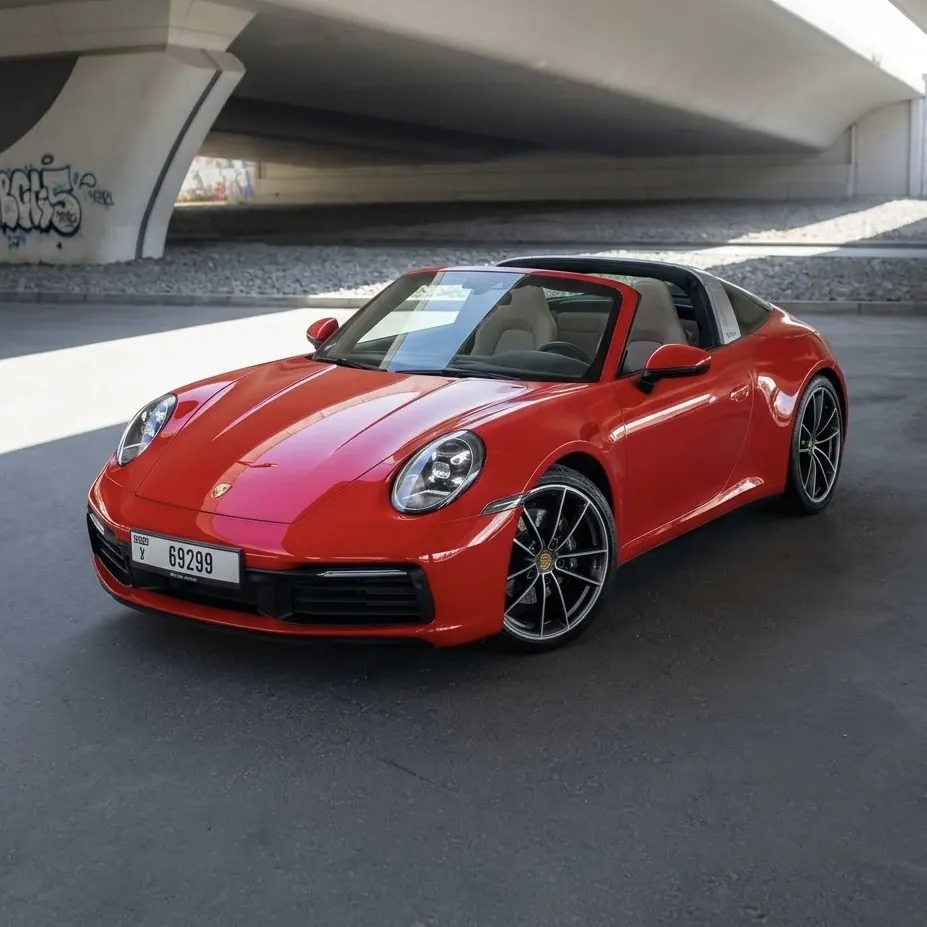 Rent Porsche 911 Targa 4S in Dubai